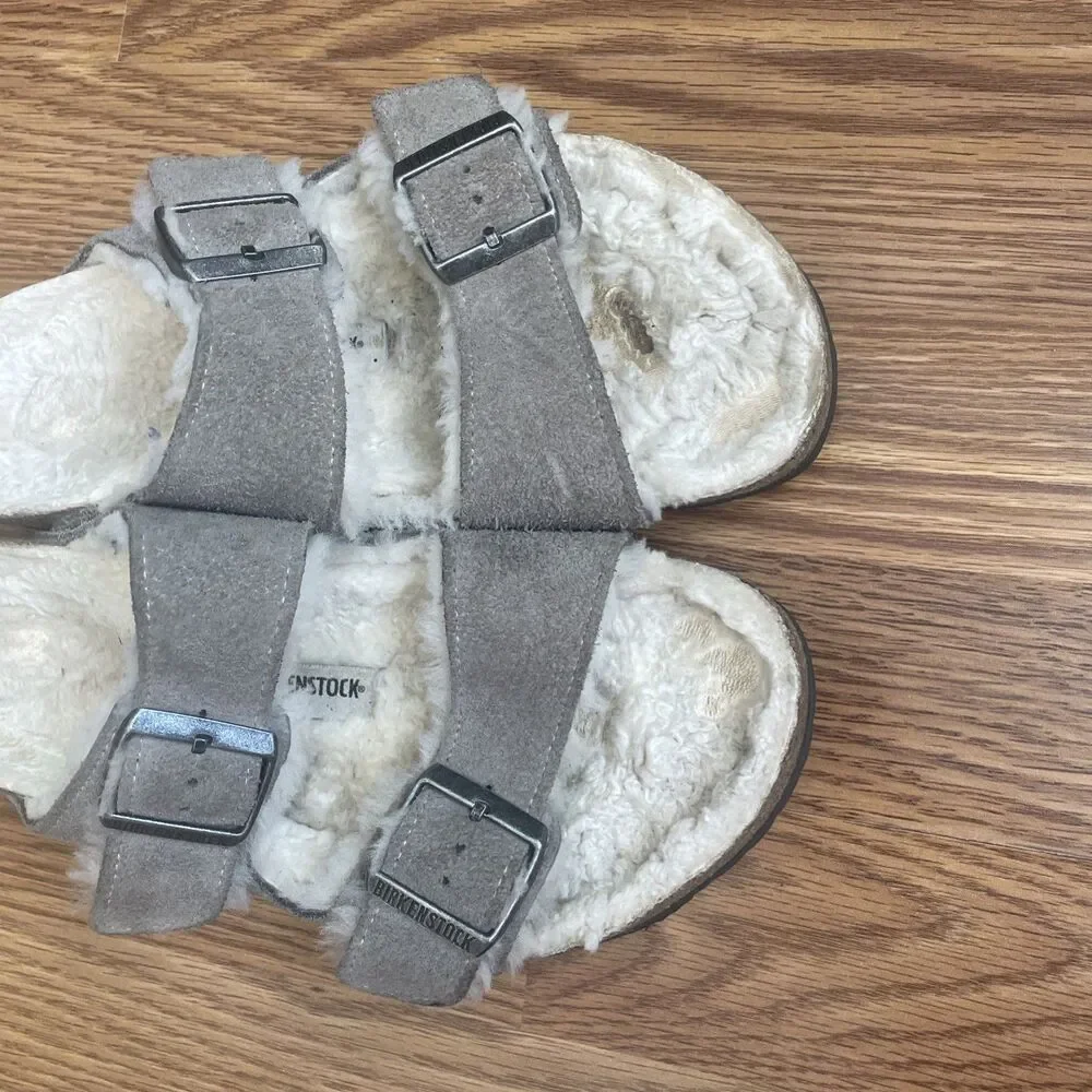 Birkenstock Arizona Shearling Sandals Women's 39 /US 8 Stone Coin/Natural